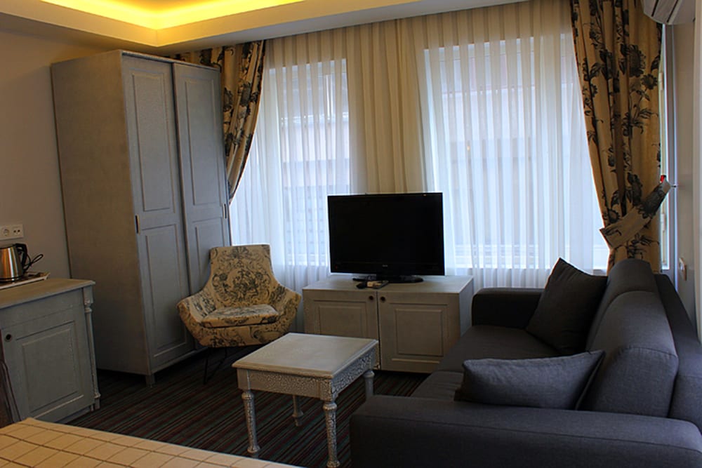 taksim santa lucia hotel