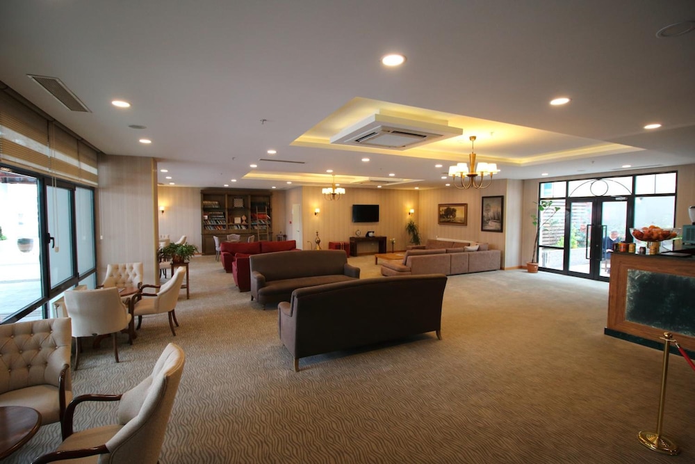 sarissa hotel