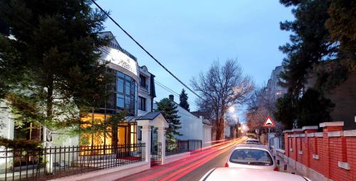 hotel vozarev