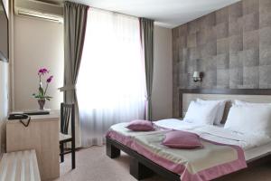 hotel vozarev