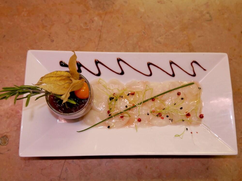 logis hotel du commerce quintin