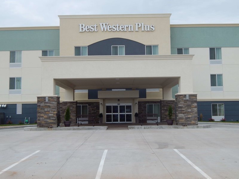 Best Western Plus Pratt