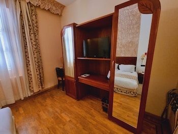 grand hotel villa de france