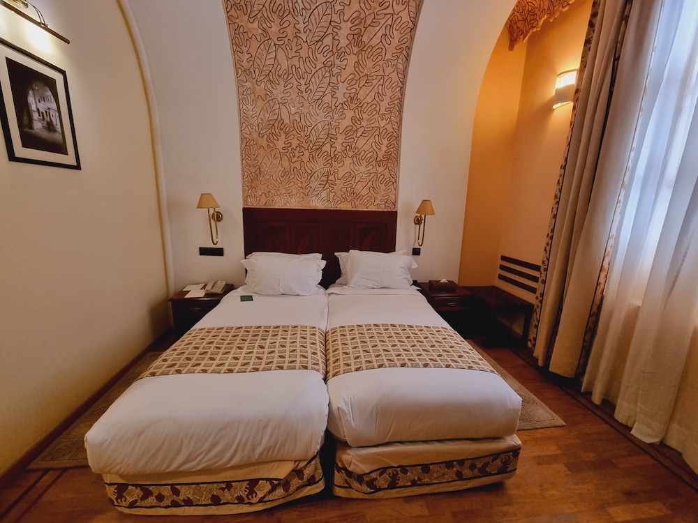 grand hotel villa de france