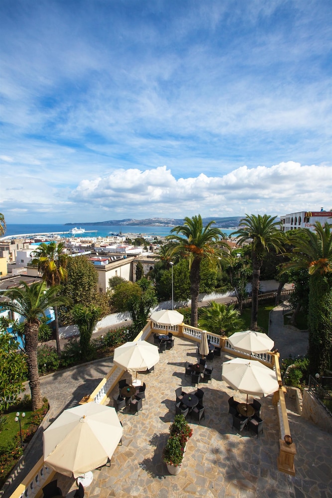 grand hotel villa de france