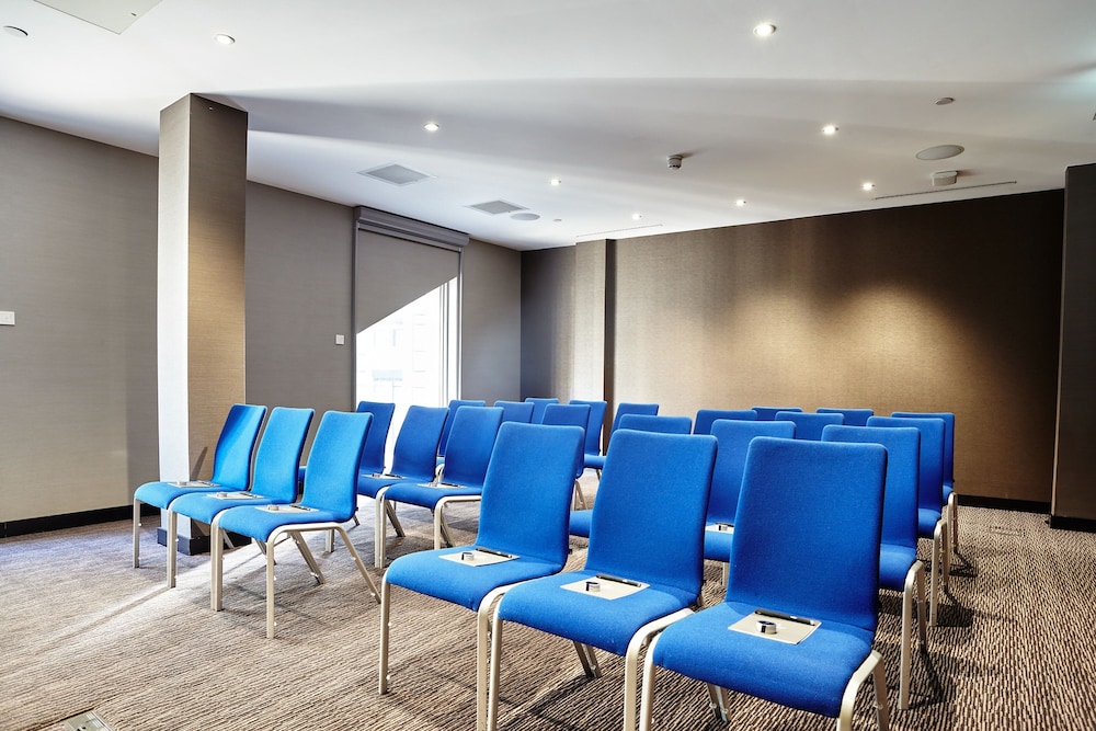 montcalm east autograph collection