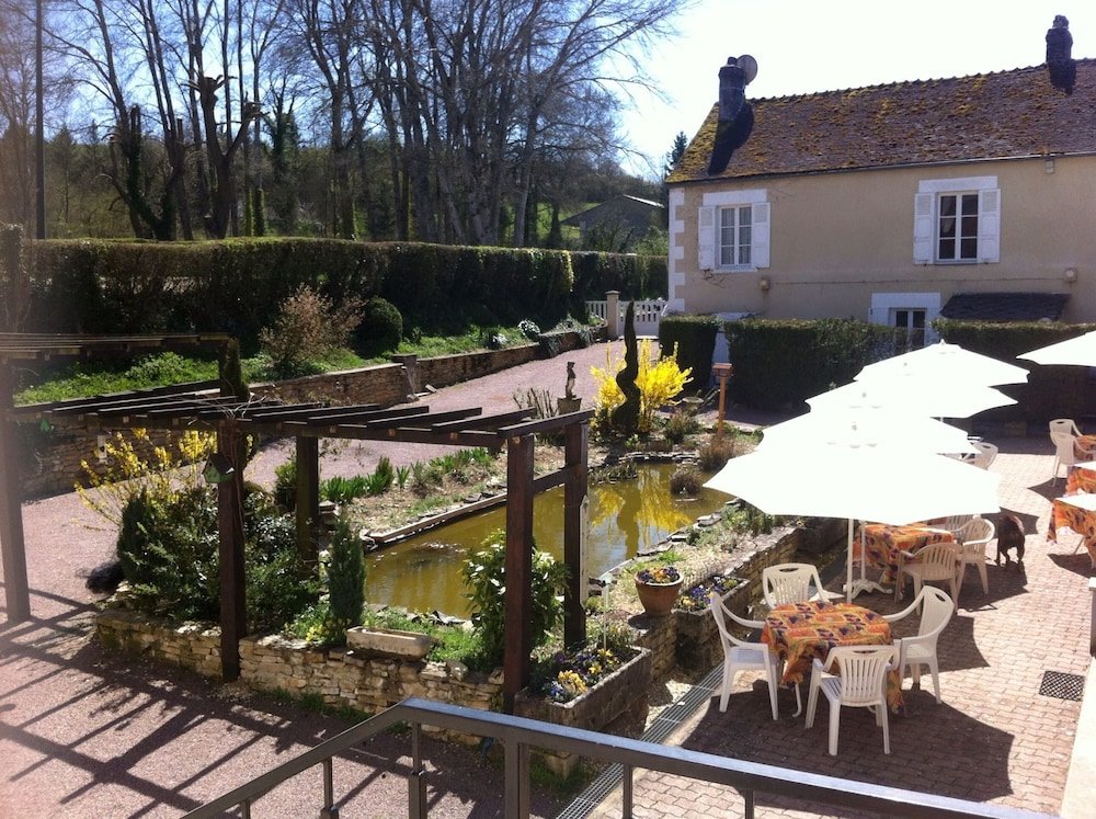 logis hotel restaurant le moulin de la coudre