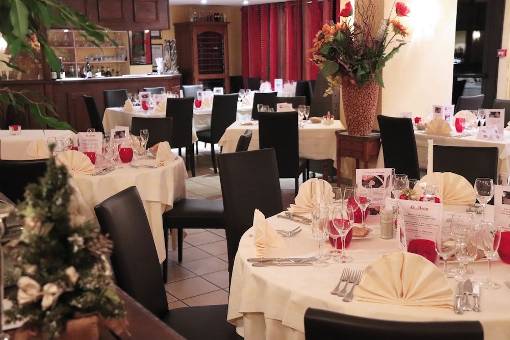 logis hotel restaurant le moulin de la coudre