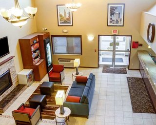 Comfort Suites Omaha Northwest,Douglas>>Boys Town,3 star