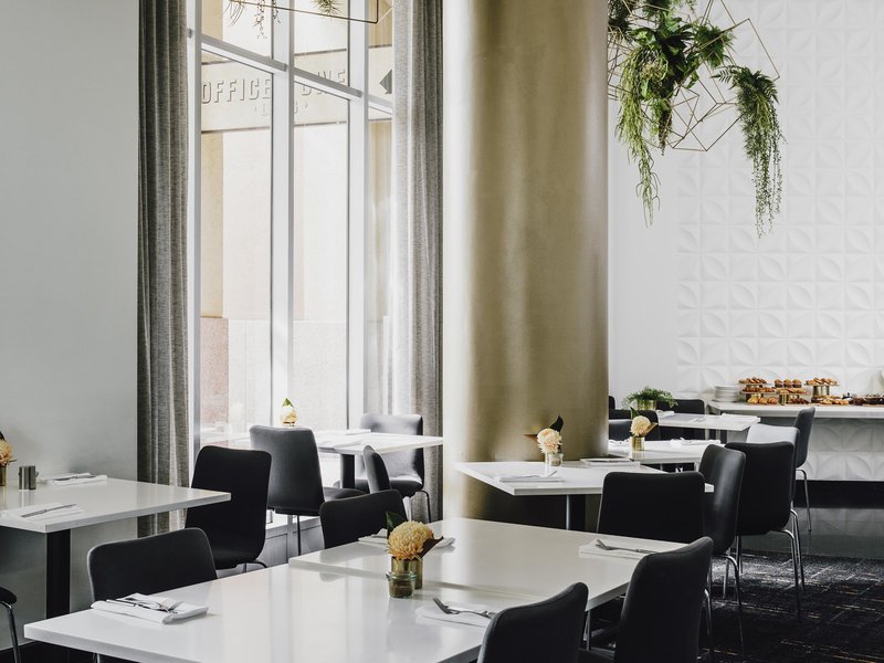 the como melbourne