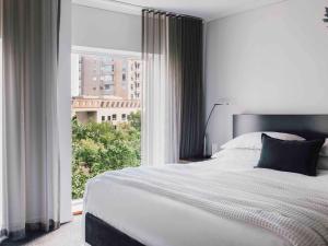 The Como Melbourne By Accor,Melbourne>>Docklands,5 star