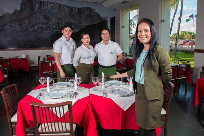 aipana plaza hotel