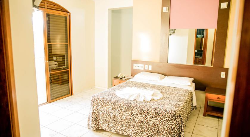 piloes palace hotel