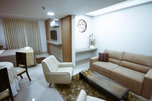 piloes palace hotel