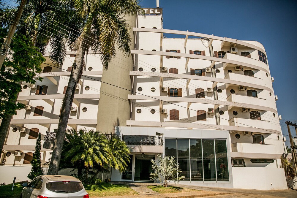 piloes palace hotel