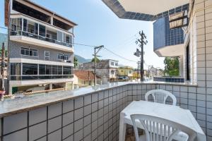 oyo residencial itacuruaai apart hotel mangaratiba