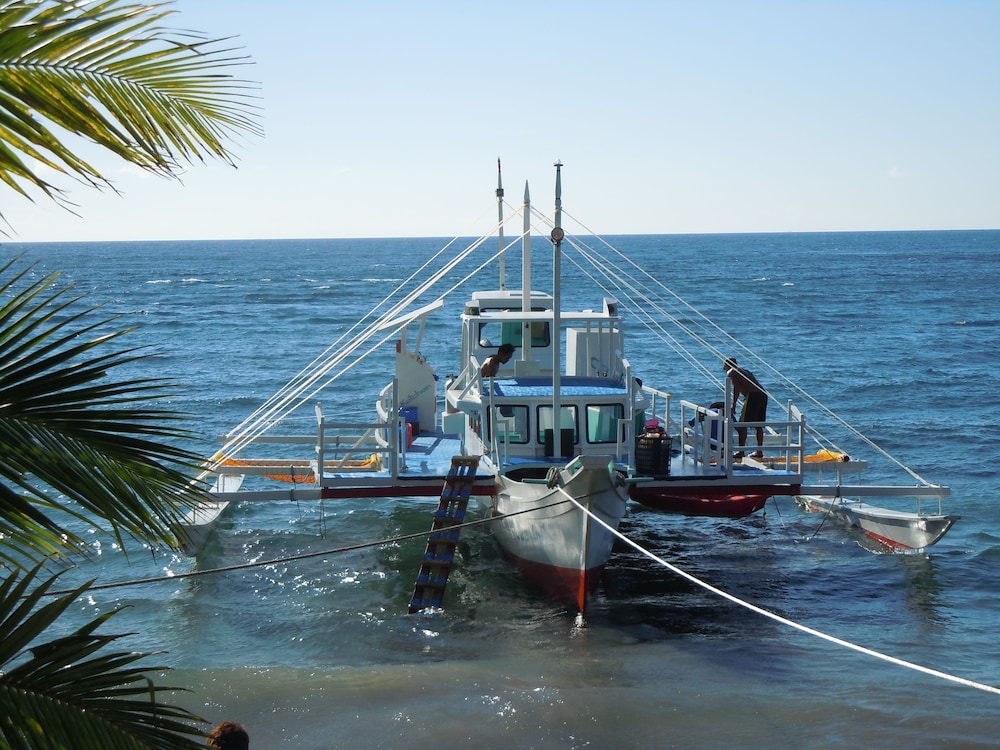 wellbeach dive resort