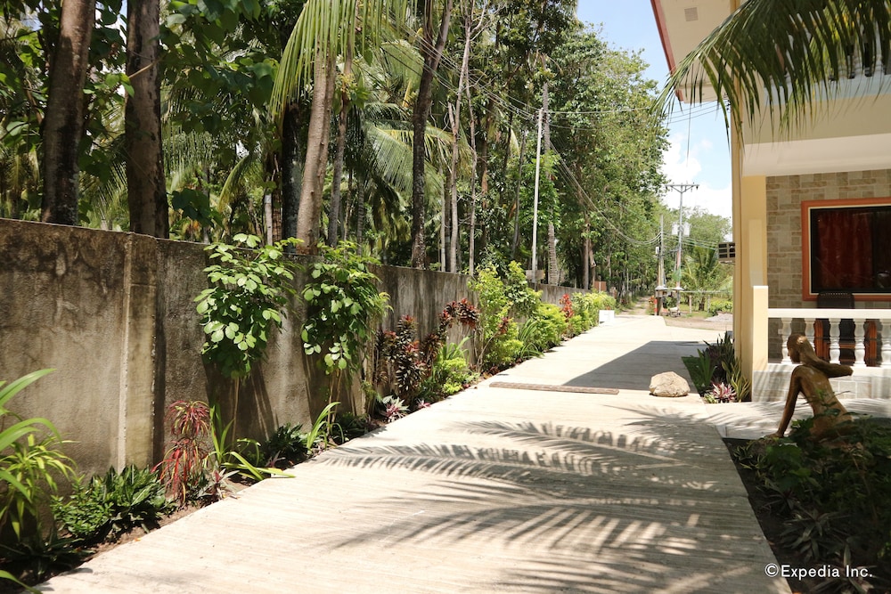 wellbeach dive resort