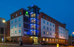Holiday Inn Express Stevenage By Ihg,London>>Hertfordshire,3 star