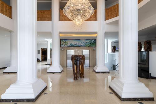 Araliya Green Hills Hotel,Nuwara Eliya>>Central Province,5 star