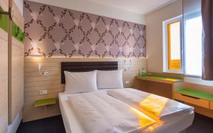 Bavaria Motel,Aubing - Lochhausen - Langwied>>Aschheim,3 star