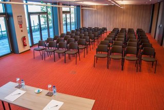 appart hotel mer and golf city bordeaux bruges