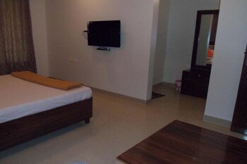 hotel royal park residency