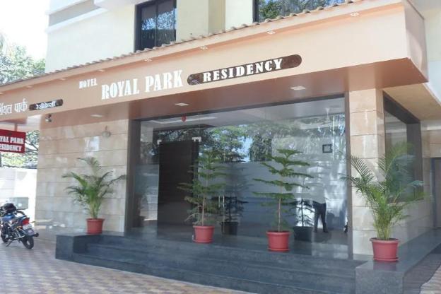 hotel royal park residency