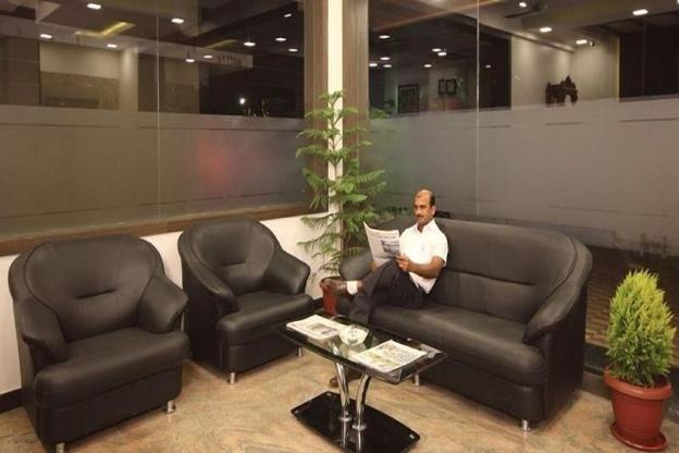 hotel royal park residency