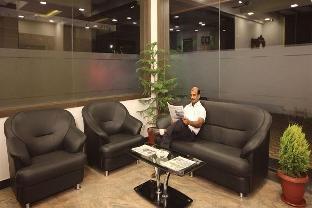 hotel royal park residency