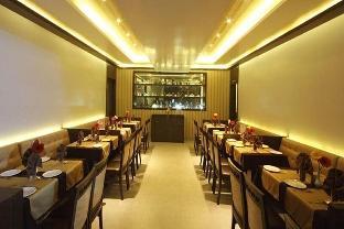 hotel royal park residency