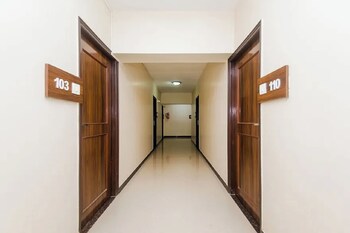 hotel royal park residency