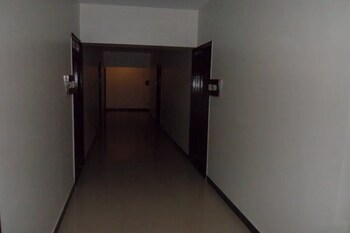 hotel royal park residency