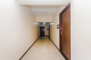 hotel royal park residency