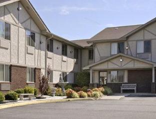 Super 8 By Wyndham South Boston Va,Danville>>Boston,2 star