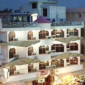 Hotel Vasundhara