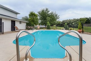 days inn by wyndham battlefield rd hwy 65