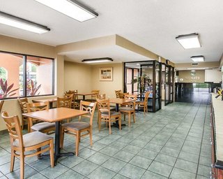 quality inn st augustine outlet mall