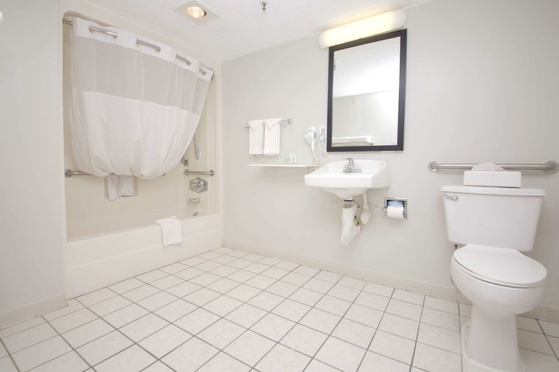 quality inn st augustine outlet mall