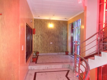 Hotel Laxmi Palace,Uttarakhand>>Dehradun,3 star