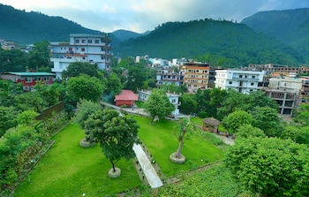 raj resort