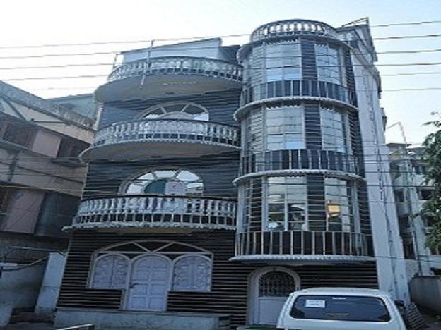 new hotel white palace