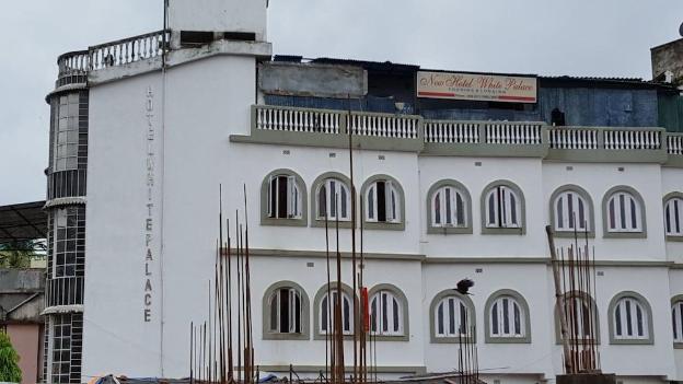 new hotel white palace