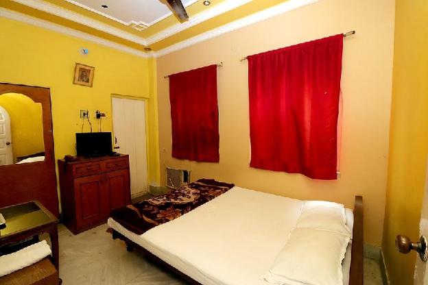 new hotel white palace