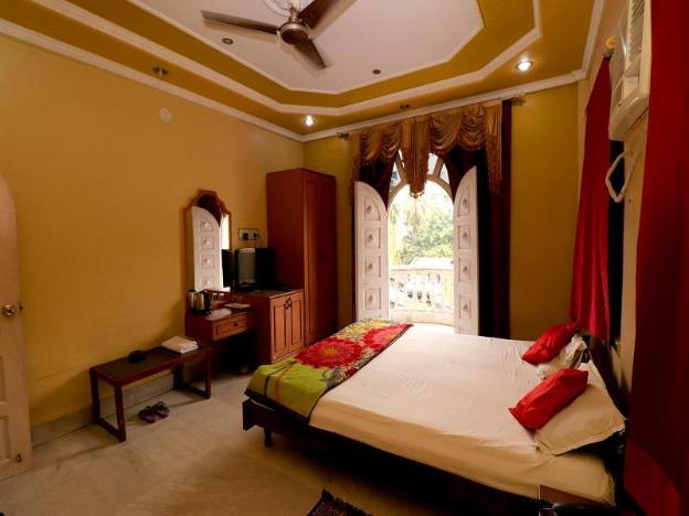 new hotel white palace