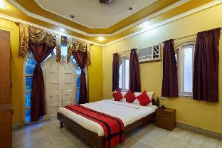 new hotel white palace