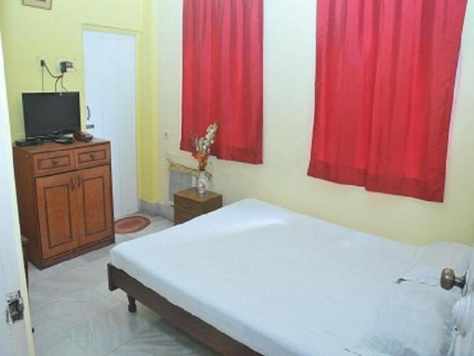 new hotel white palace