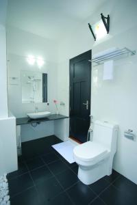 mayas beach house boutique serviced villa