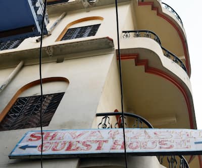 Shivakashi Guest House,Sarnath>>Varanasi,1 star