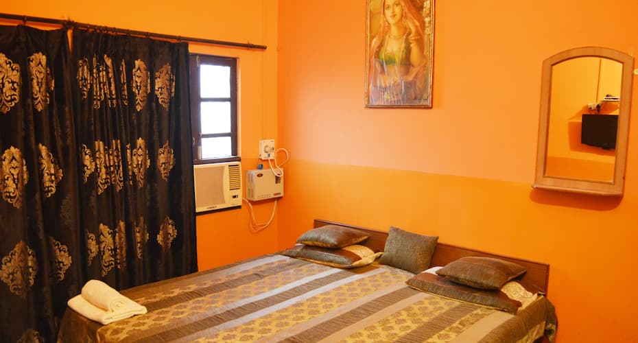 shiva kashi hotel